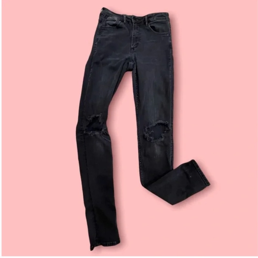 Black hm high rise distressed skinny jeans
